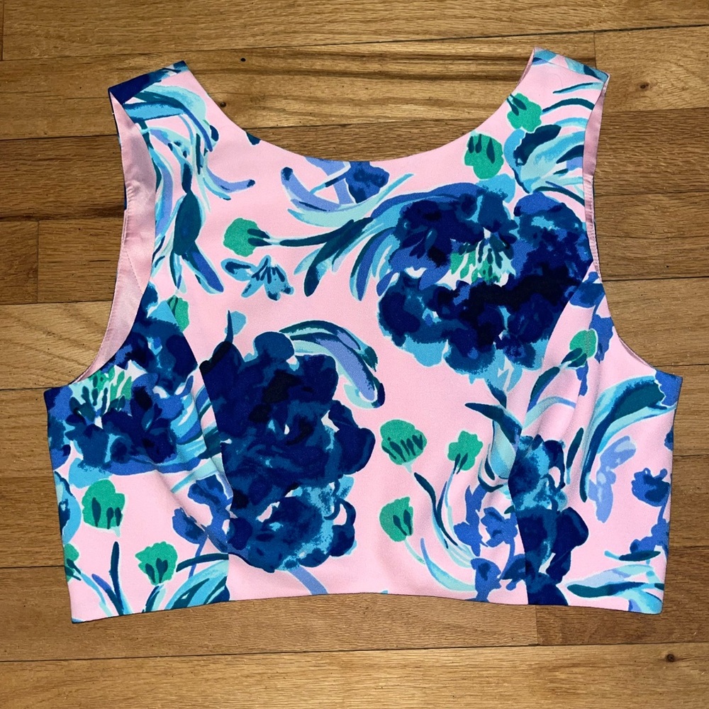 Lilly Pulitzer size 4 Gemma top.